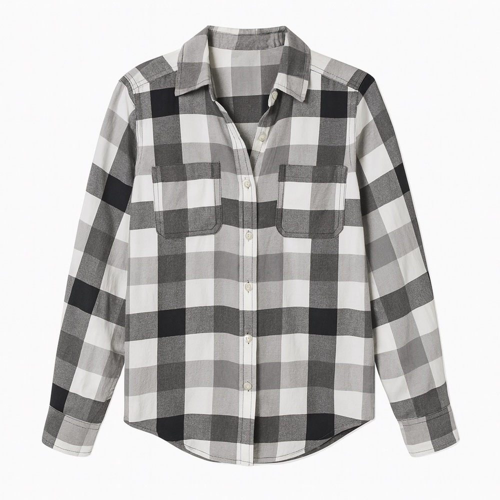 Universal Thread • Plaid Button Down Shirt • Black & White • Size XS